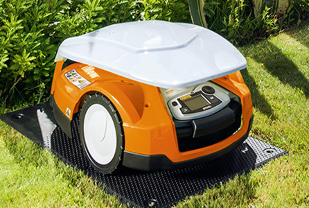 iMow® Robot Lawn Mower | Robotic Mower | STIHL USA