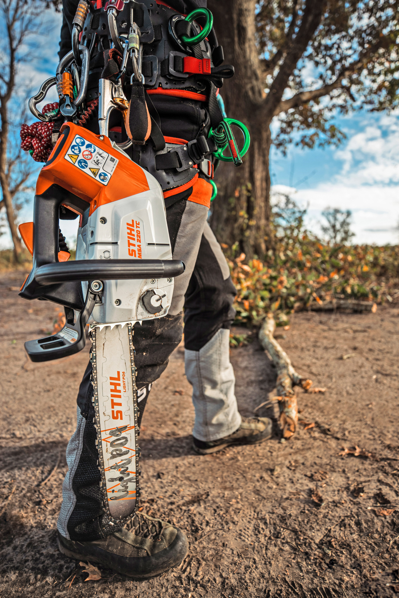 MSA 220 TC-O Battery Powered Chainsaw MSA 220 TC-O Battery Powered Chainsaw