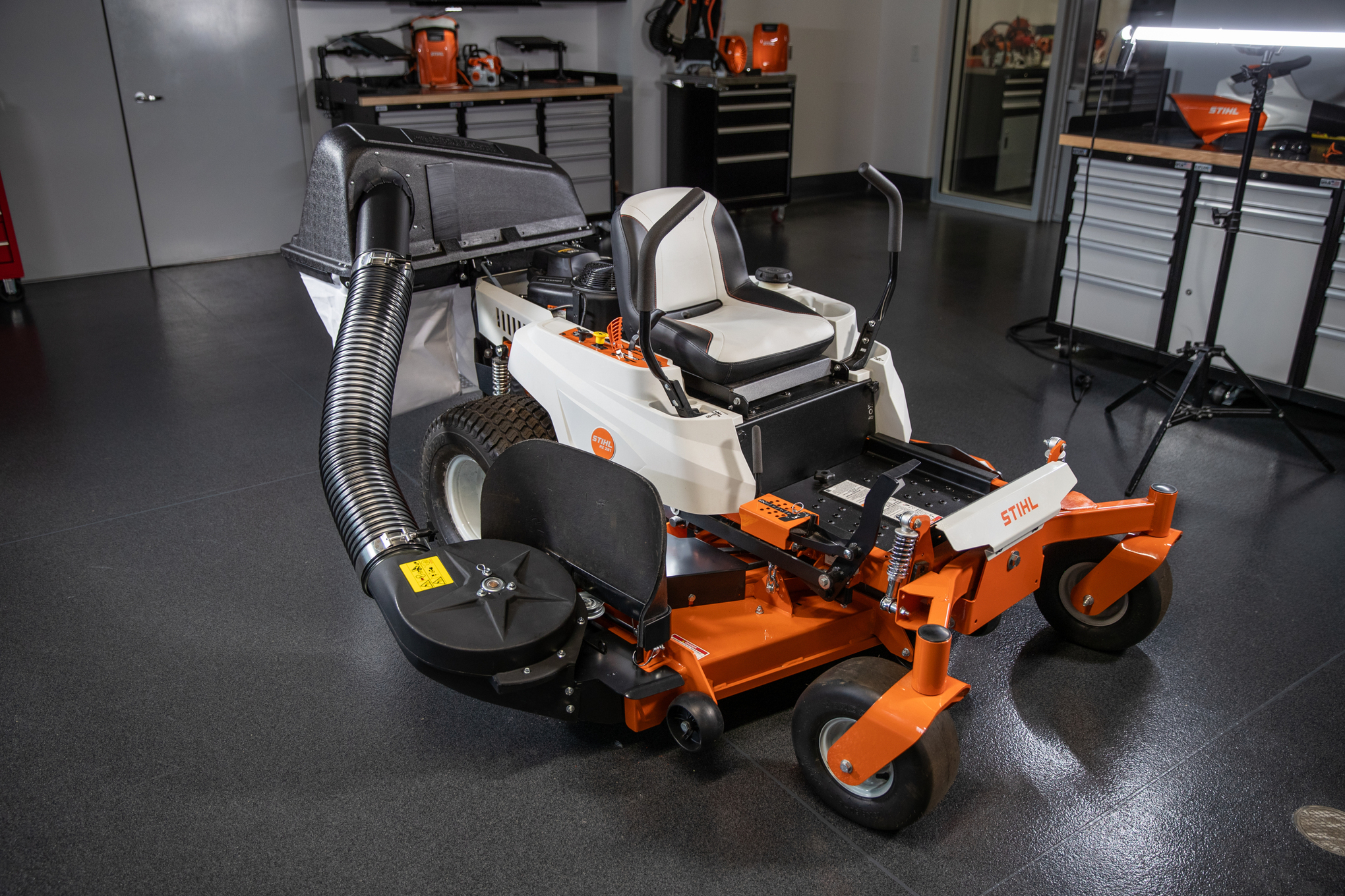 ABZ 261 Collection Blower | STIHL