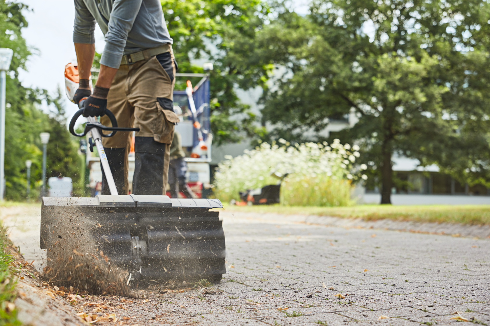 KW-KM STIHL PowerSweep™