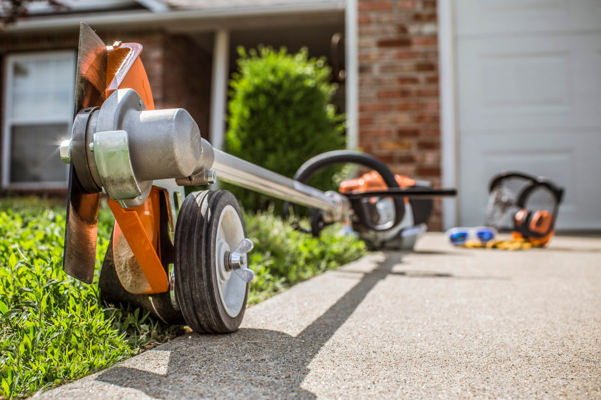 FCS-KM Straight Lawn Edger