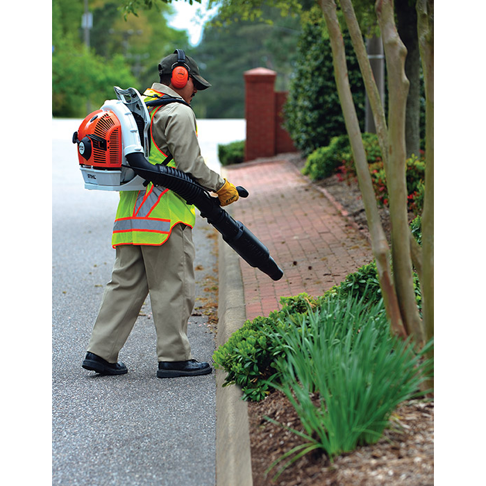 br 500 backpack blower powerful gas leaf blowers stihl usa